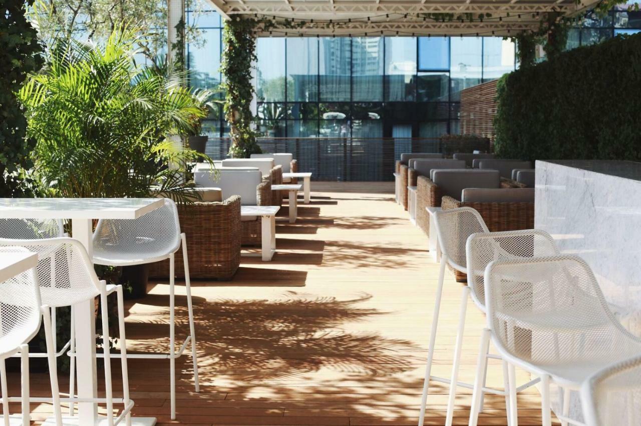 Holiday Inn - Tbilisi By Ihg Екстериор снимка